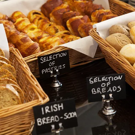 Grand Canal Hotel 4*