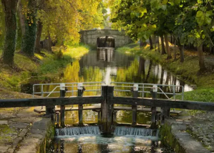 Отель Grand Canal 4*