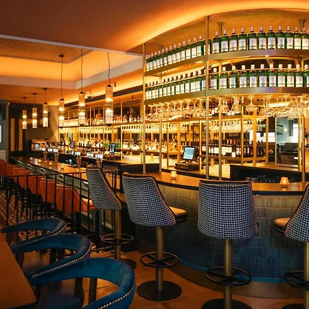 Grand Canal 4* Dublin